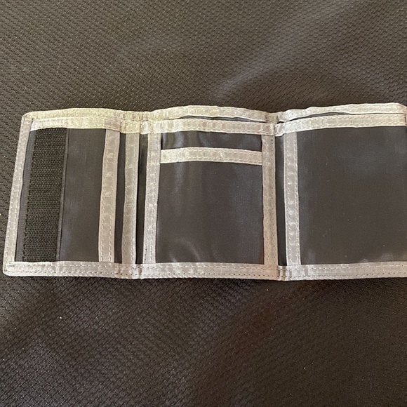 NightMare Before Christmas Wallet. Preowned. Like new. - Picture 4 of 5